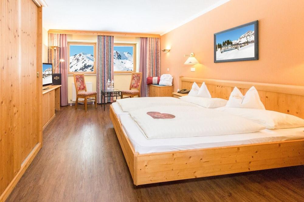 Schuetz Hotel Obertauern Bagian luar foto