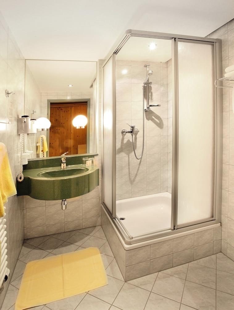 Schuetz Hotel Obertauern Bagian luar foto