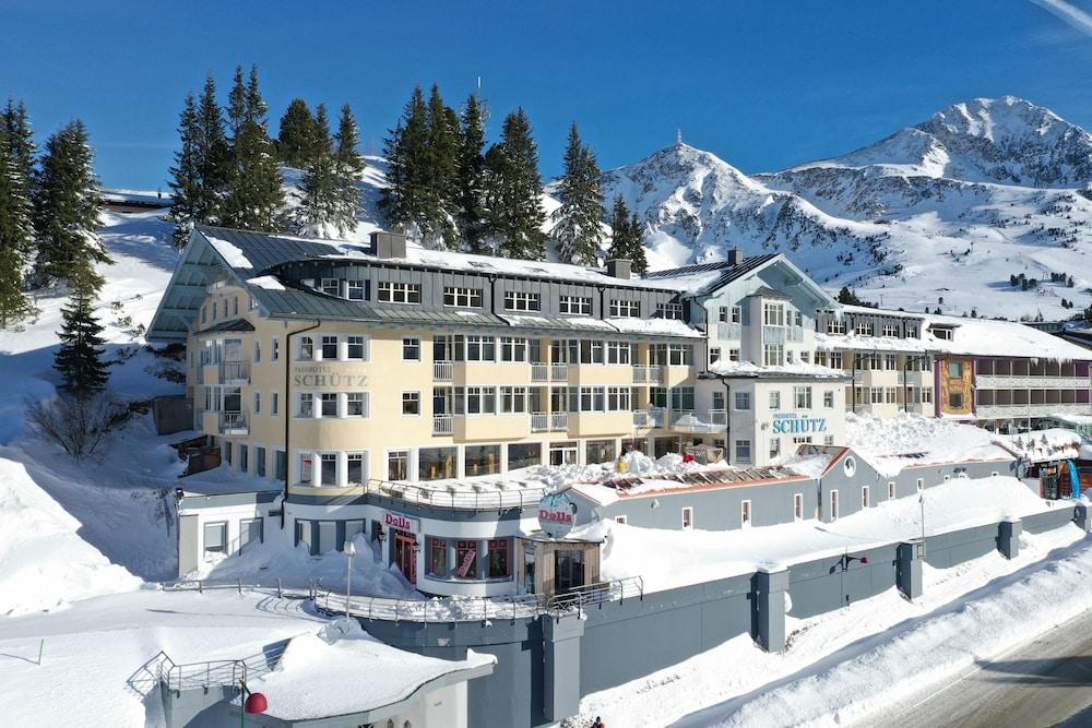 Schuetz Hotel Obertauern Bagian luar foto