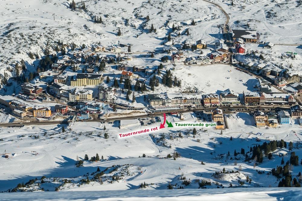 Schuetz Hotel Obertauern Bagian luar foto