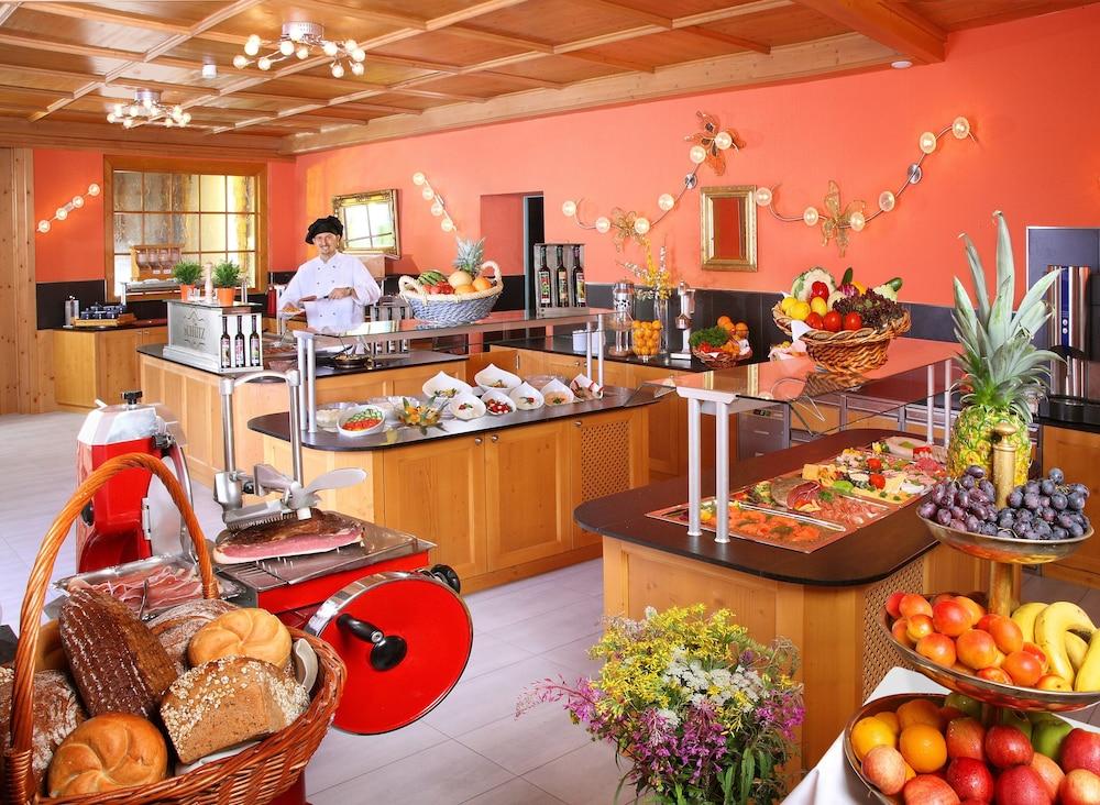 Schuetz Hotel Obertauern Bagian luar foto